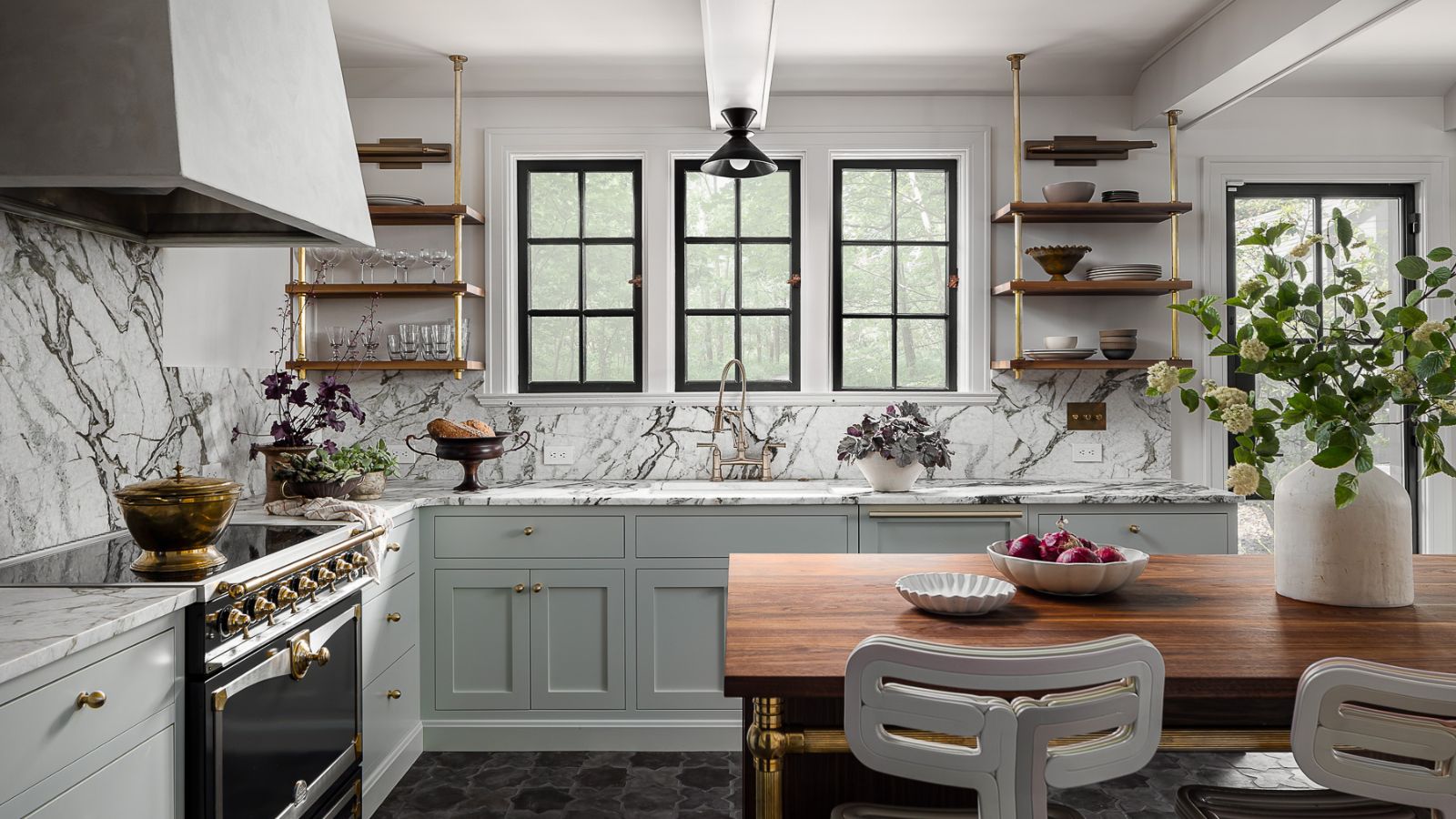 Banyodan Mutfaklara: Doğal Taş Uygulamalarında Trendler